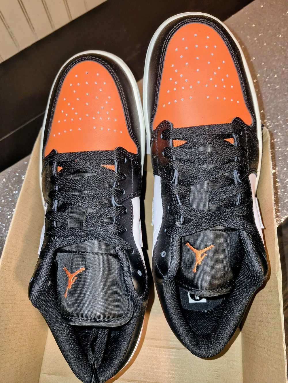 New Men's Jordans Low-Top Sneakers in Black/White/Orange Never Worn